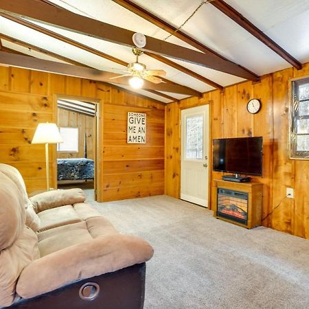 Peaceful Warne Cabin Fenced Yard And Screened Porch Brasstown Экстерьер фото